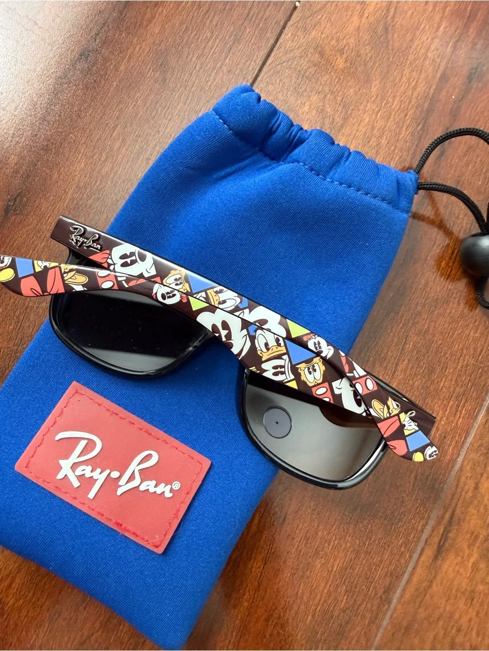 Ray-Ban Kids Disney Mickey Mouse Sunglasses with Blue and Pouch